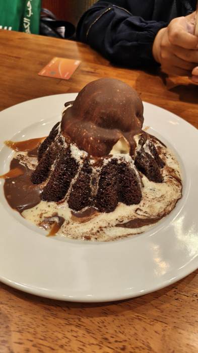Chocolate lava dessert