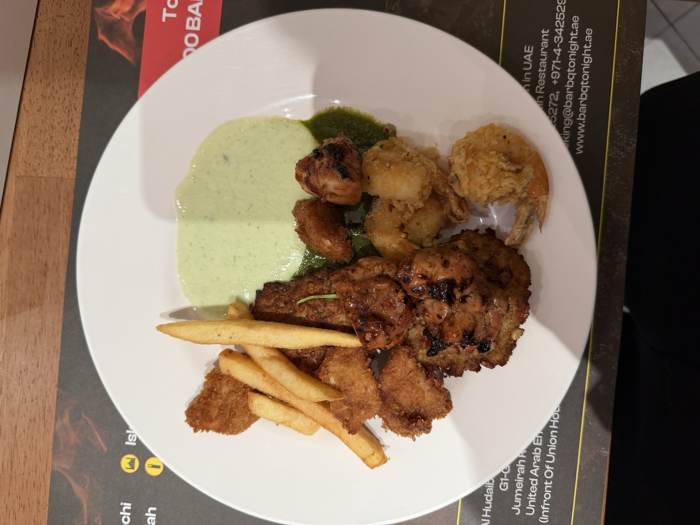 Fried platter with chutney